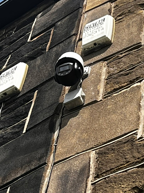 What Are The Advantages Of Pan Tilt And Zoom (PTZ) CCTV Cameras?